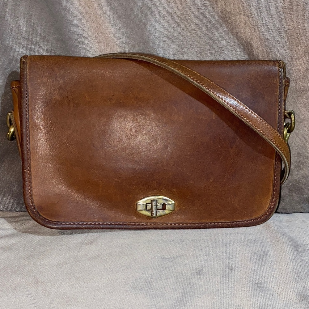 Vintage Coach #9635 Convertible Clutch 
Rare